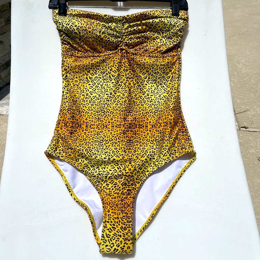 Amiani luxury brand swimsuit size M